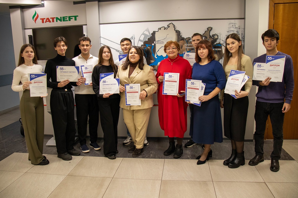 Студенты АГНИ лучшие во Всероссийском конкурсе эссе на английском языке